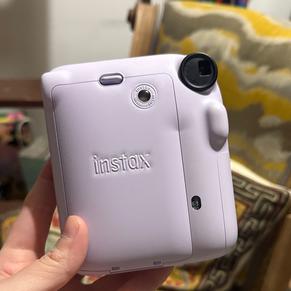 Fujifilm Instax Mini 12 Instant Camera - Lavender - Picture 2 of 2